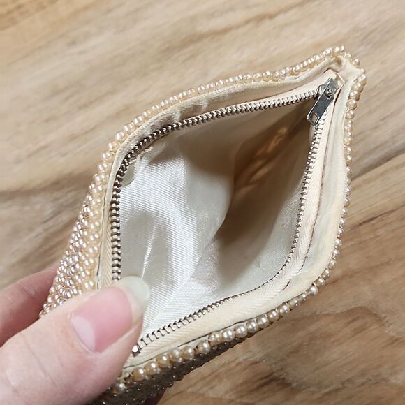 GUC Vintage Ivory Pearl Clutch Mini Zipper Bag - Picture 6 of 6